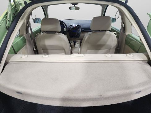 Used 2005 Volkswagen Beetle GLS FWD image 25