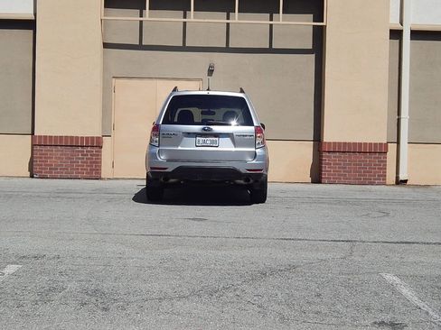 Used 2012 Subaru Forester 2.5X Limited image 4