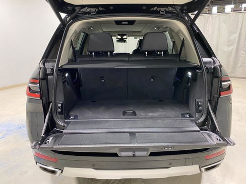 Certified 2024 BMW X7 xDrive40i w/ Premium Package image 32