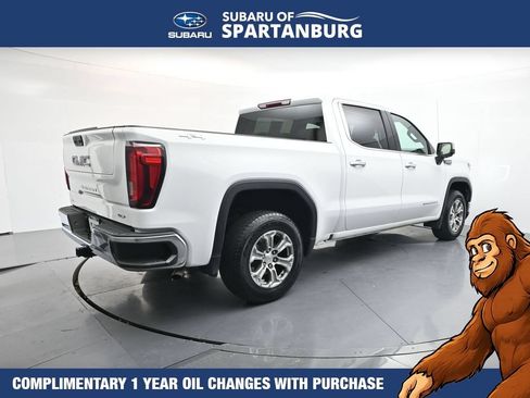Used 2025 GMC Sierra 1500 SLT AWD/4WD image 8