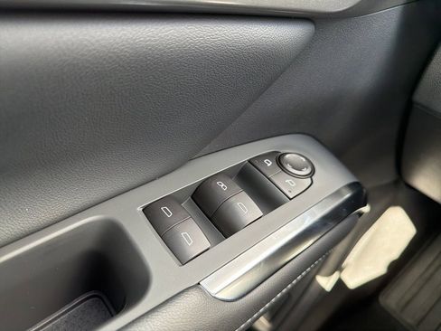 New 2026 Chevrolet Traverse LT image 32