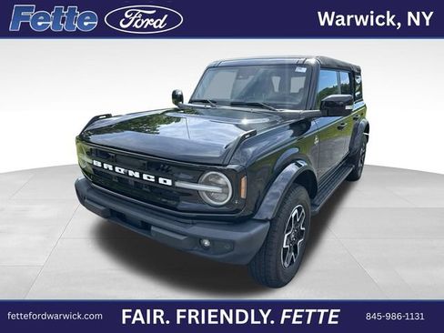 Certified 2023 Ford Bronco Outer Banks AWD/4WD image 1