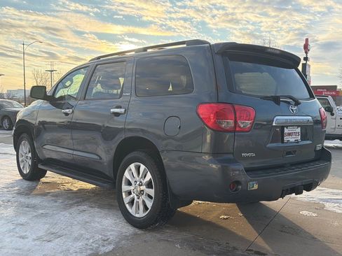 Used 2010 Toyota Sequoia Platinum image 4