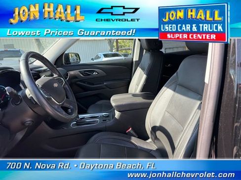 Used 2019 Chevrolet Traverse Premier w/ Driver Confidence II Package FWD image 15