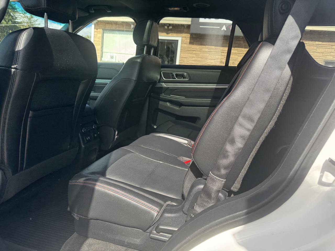Used 2016 Ford Explorer Sport w/ Equipment Group 401A AWD/4WD image 38