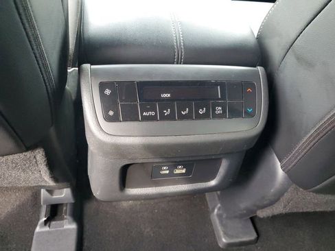 Certified 2025 Nissan Pathfinder SL w/ Cargo Package AWD/4WD image 18