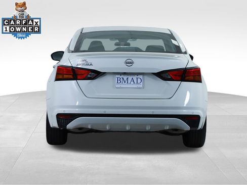 Used 2024 Nissan Altima 2.5 S image 11