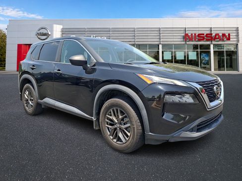 Used 2021 Nissan Rogue S FWD image 1
