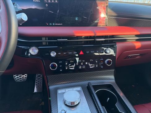 Used 2025 Genesis G80 3.5T Sport Prestige image 16