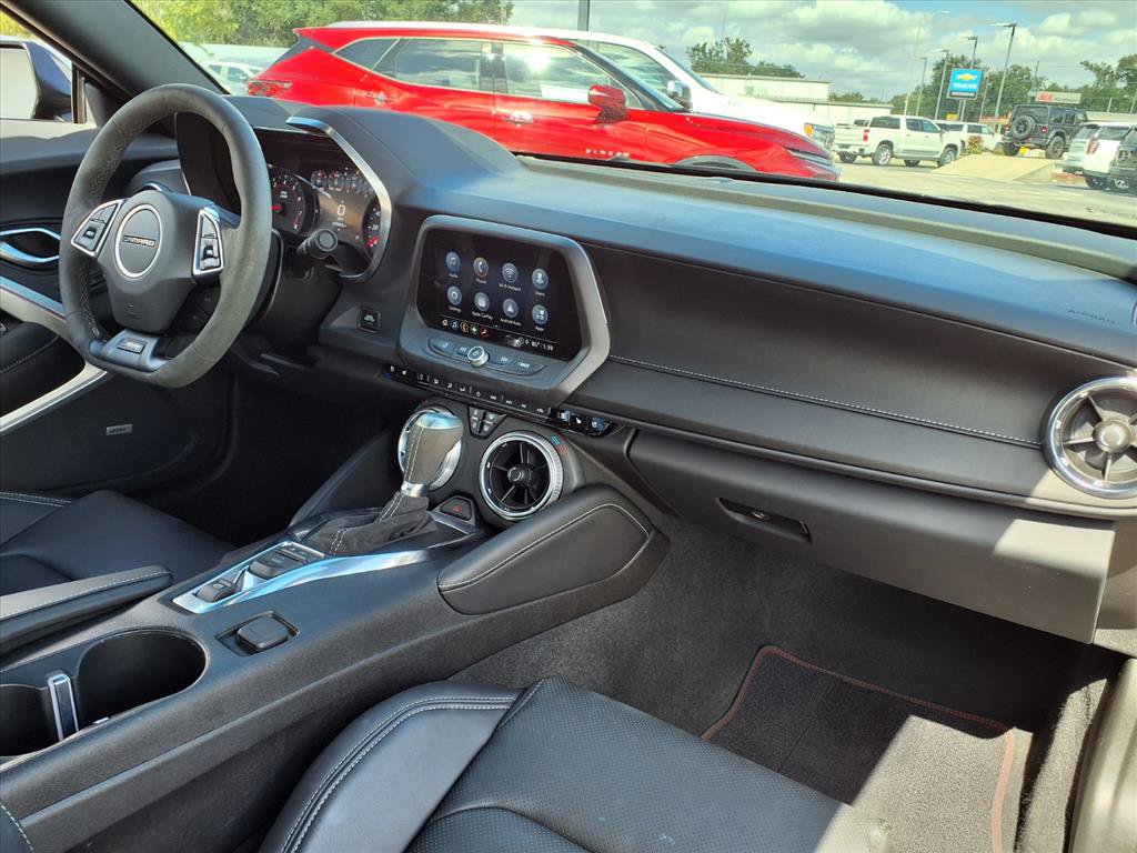 Certified 2024 Chevrolet Camaro LT RWD image 14