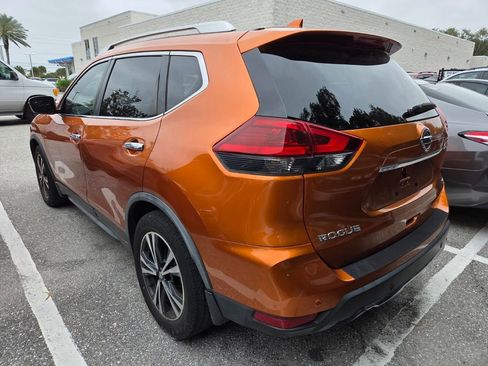 Used 2020 Nissan Rogue SV w/ Sun & Sound Touring Package image 4