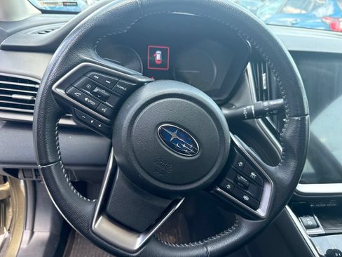 Used 2023 Subaru Outback Premium w/ Tech Package 1 AWD/4WD image 10