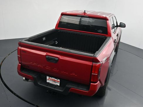 Used 2026 Toyota Tacoma TRD Off-Road AWD/4WD image 31