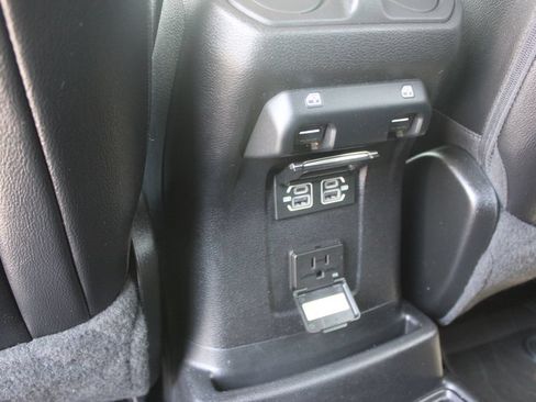Used 2021 Jeep Wrangler Unlimited Sahara w/ LED Lighting Group AWD/4WD image 25