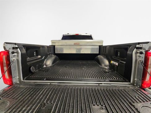 Used 2024 Ford F250 XLT w/ Snow Plow Prep Package image 25