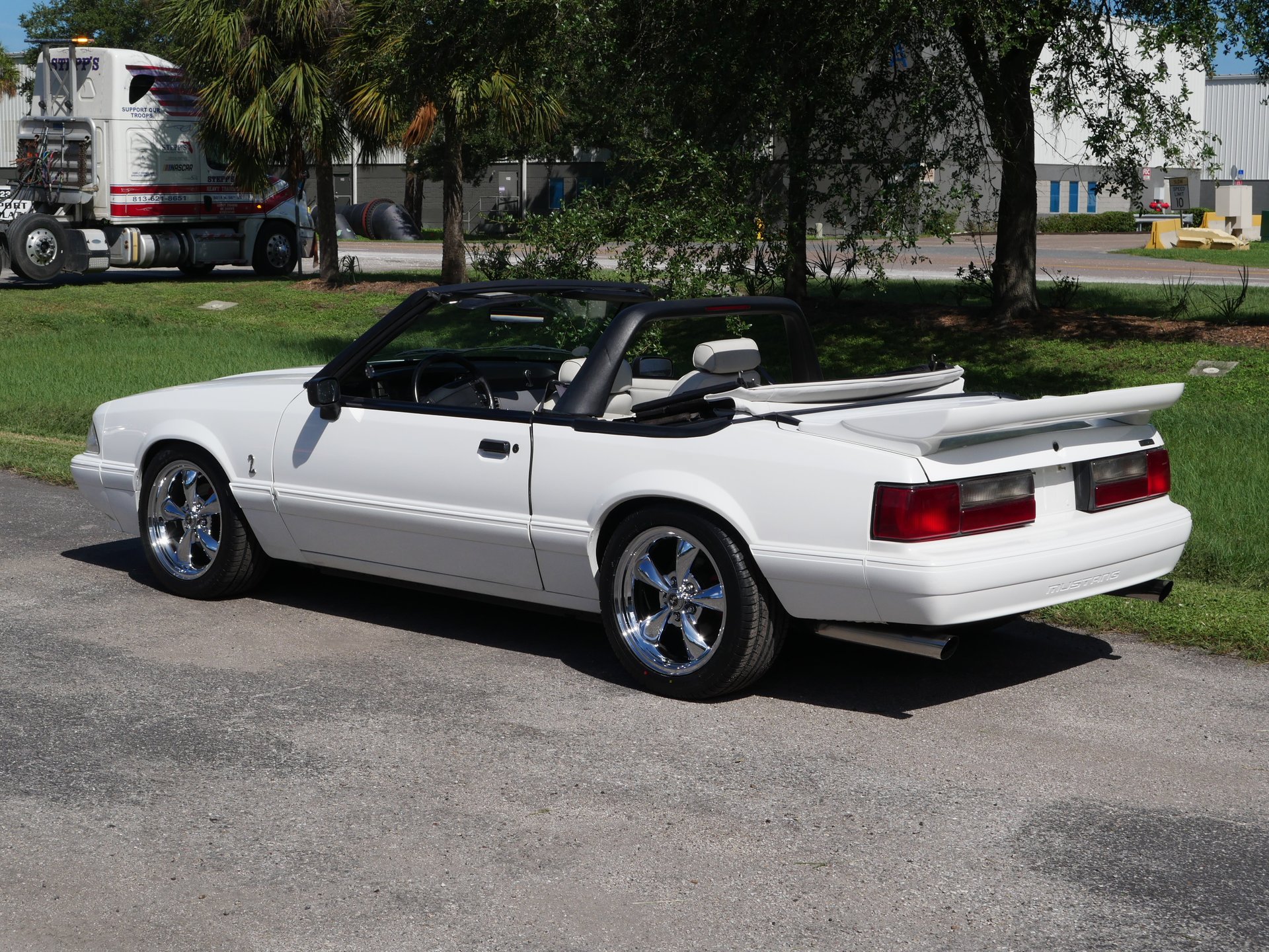 Used 1993 Ford Mustang LX RWD image 31