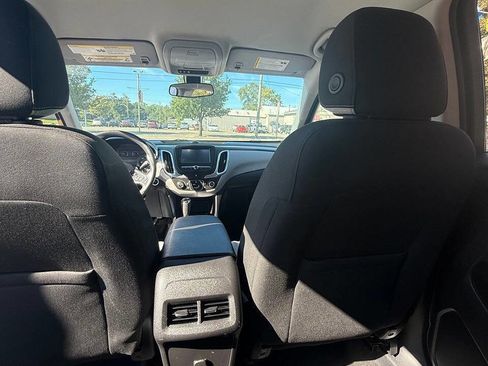 Used 2018 Chevrolet Equinox LS image 15