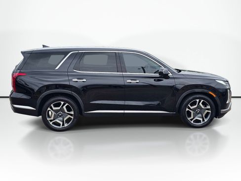 Used 2024 Hyundai Palisade Limited FWD image 7