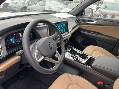 New 2026 Volkswagen Atlas Cross Sport SE AWD/4WD image 11