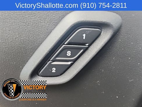 Used 2022 Dodge Challenger R/T Scat Pack w/ Shaker Package RWD image 19