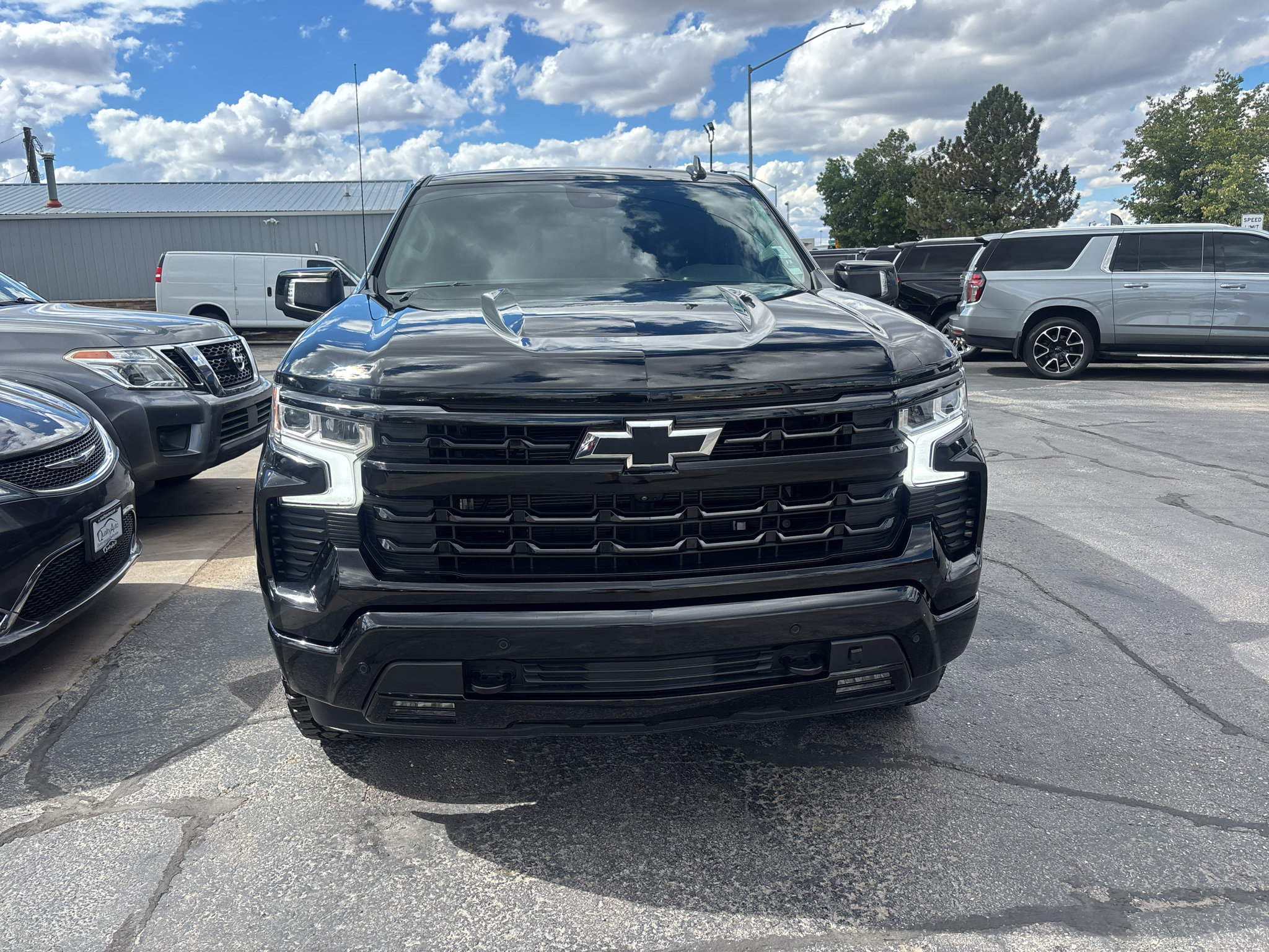 Used 2024 Chevrolet Silverado 1500 RST AWD/4WD image 3