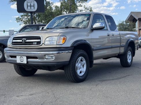 Used 2002 Toyota Tundra SR5 AWD/4WD image 1