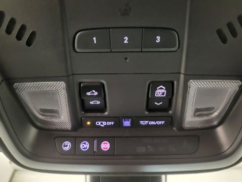 Used 2024 Cadillac XT5 Premium Luxury image 42