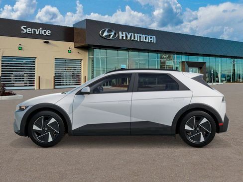 New 2027 Hyundai Ioniq 5 SEL AWD/4WD image 3