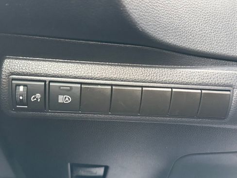 Used 2024 Toyota Corolla LE image 18