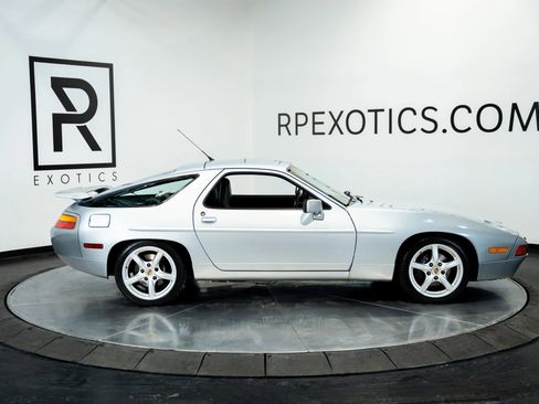 Used 1991 Porsche 928 S4 image 9