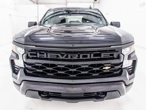 Used 2022 Chevrolet Silverado 1500 Custom RWD image 11