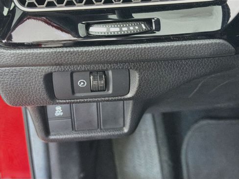 Used 2025 Honda Civic Sport image 16