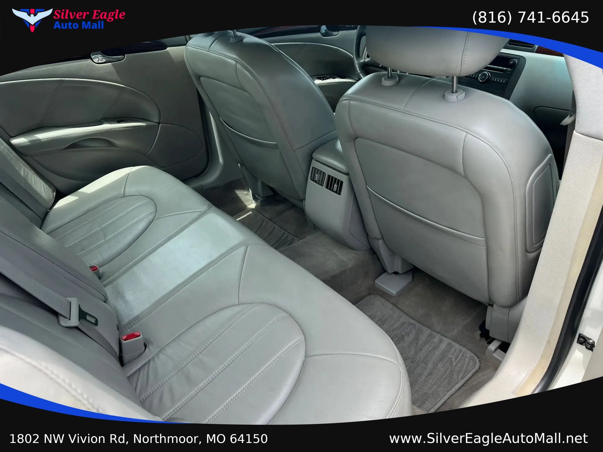 Used 2009 Buick Lucerne CXL FWD image 8