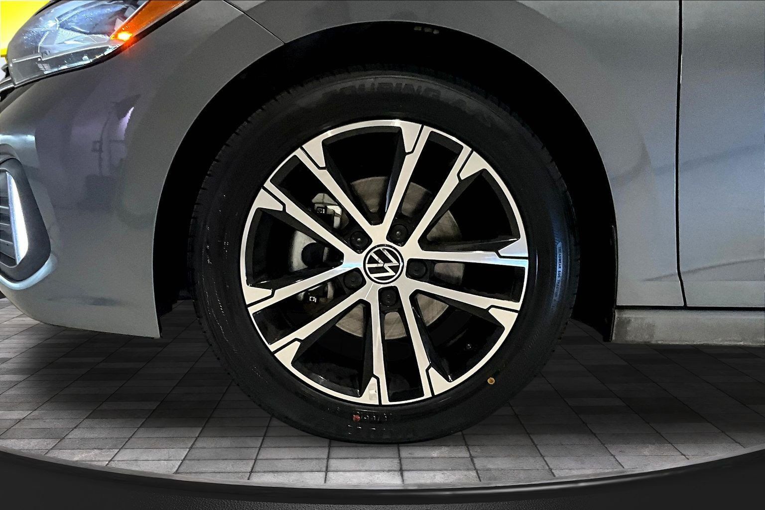 Used 2023 Volkswagen Jetta Sport FWD image 32