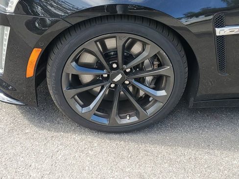 Used 2017 Cadillac CTS V w/ Luxury Package image 11