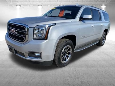 Used 2016 GMC Yukon XL SLT AWD/4WD image 12