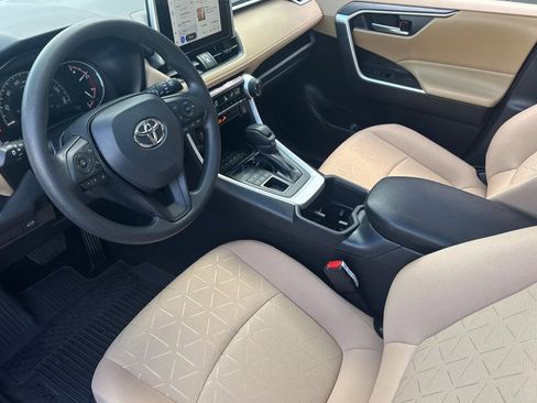 New 2025 Toyota RAV4 XLE image 4