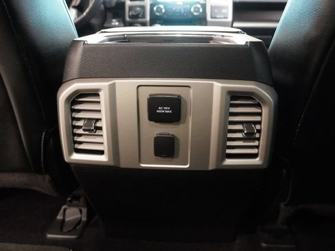 Used 2016 Ford F150 Lariat w/ Heavy-Duty Payload Package AWD/4WD image 29