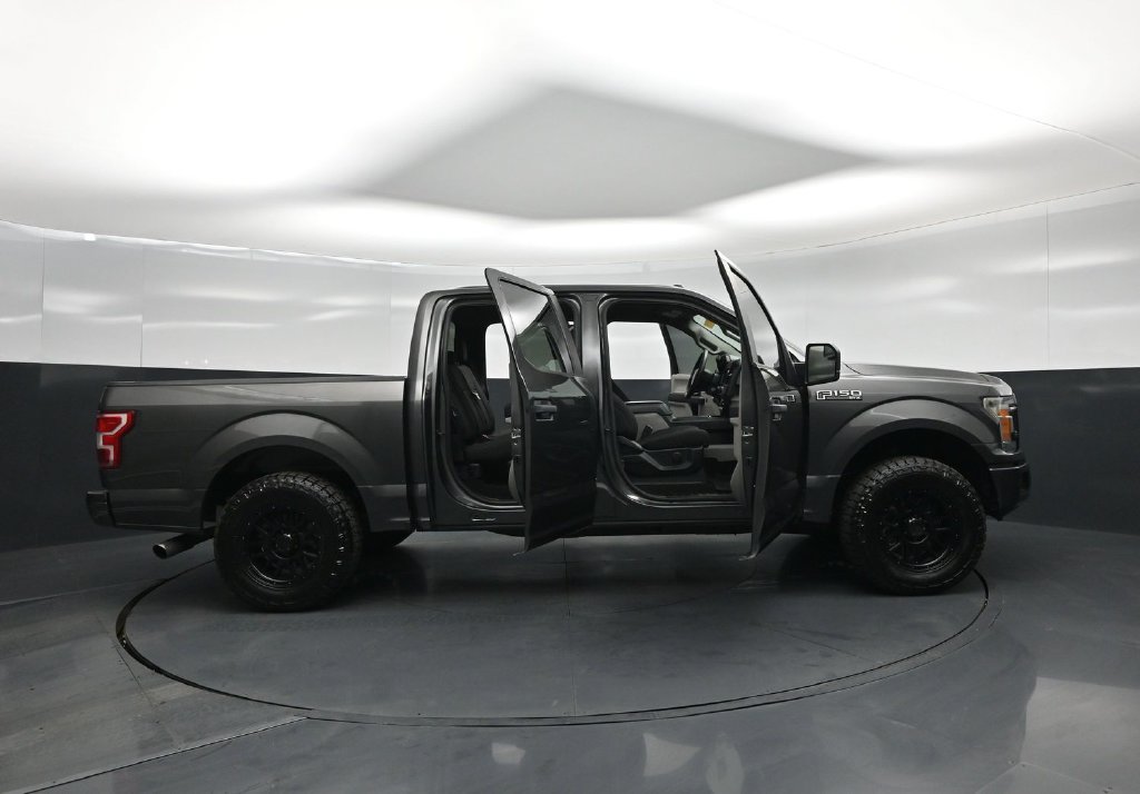 Used 2018 Ford F150 XL w/ Equipment Group 101A Mid RWD image 4