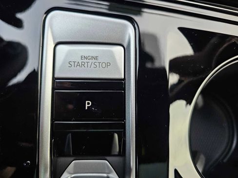 New 2024 Volkswagen Atlas Cross Sport SEL R-Line image 30