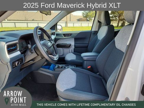 Used 2025 Ford Maverick XLT image 23