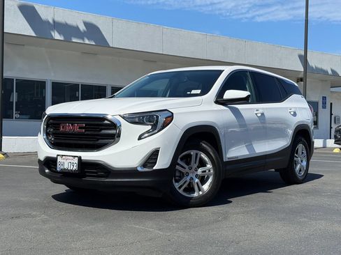 Used 2019 GMC Terrain SLE FWD image 3