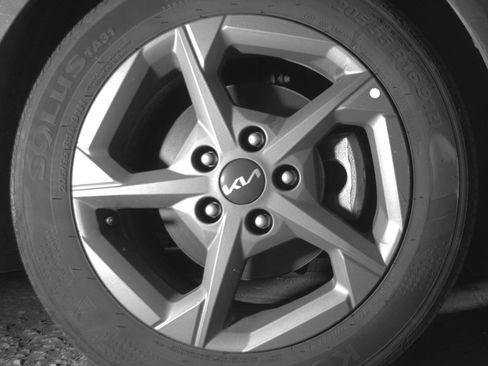 Used 2025 Kia K4 FWD image 10