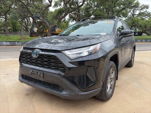 Used 2023 Toyota RAV4 XLE w/ Convenience Package AWD/4WD image 2