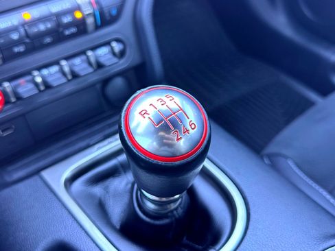 Used 2018 Ford Mustang Shelby GT350 w/ Convenience Package image 29