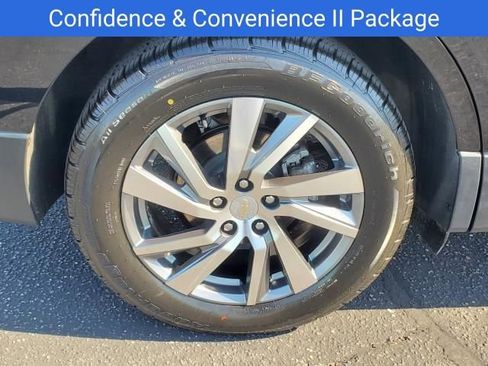 Used 2023 Chevrolet Equinox Premier image 6