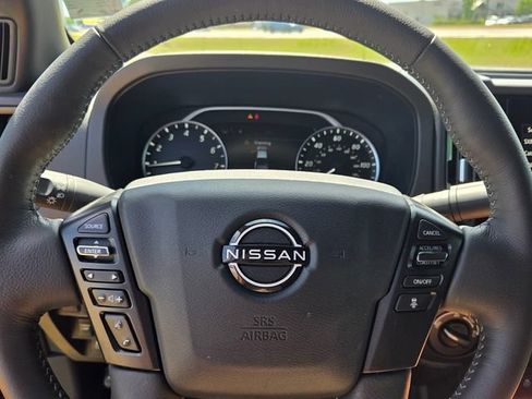 Used 2026 Nissan Frontier SV w/ SV Convenience Package AWD/4WD image 25