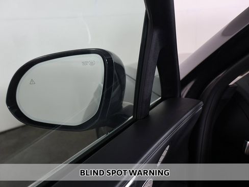 Used 2023 Genesis GV80 2.5T w/ Prestige Package image 9