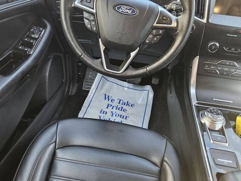 Used 2019 Ford Edge SEL w/ Equipment Group 201A AWD/4WD image 10