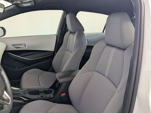 Certified 2024 Toyota Corolla SE FWD image 11